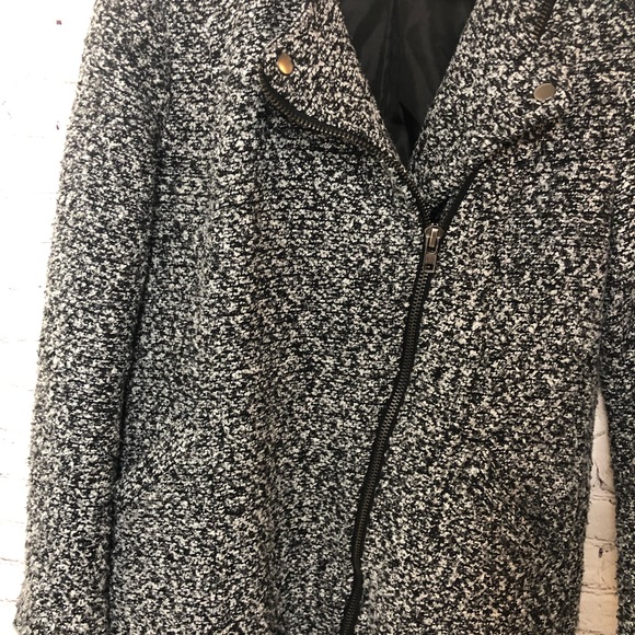 JustFab Moto Style Asymmetric Zipper Jacket - Picture 3 of 7